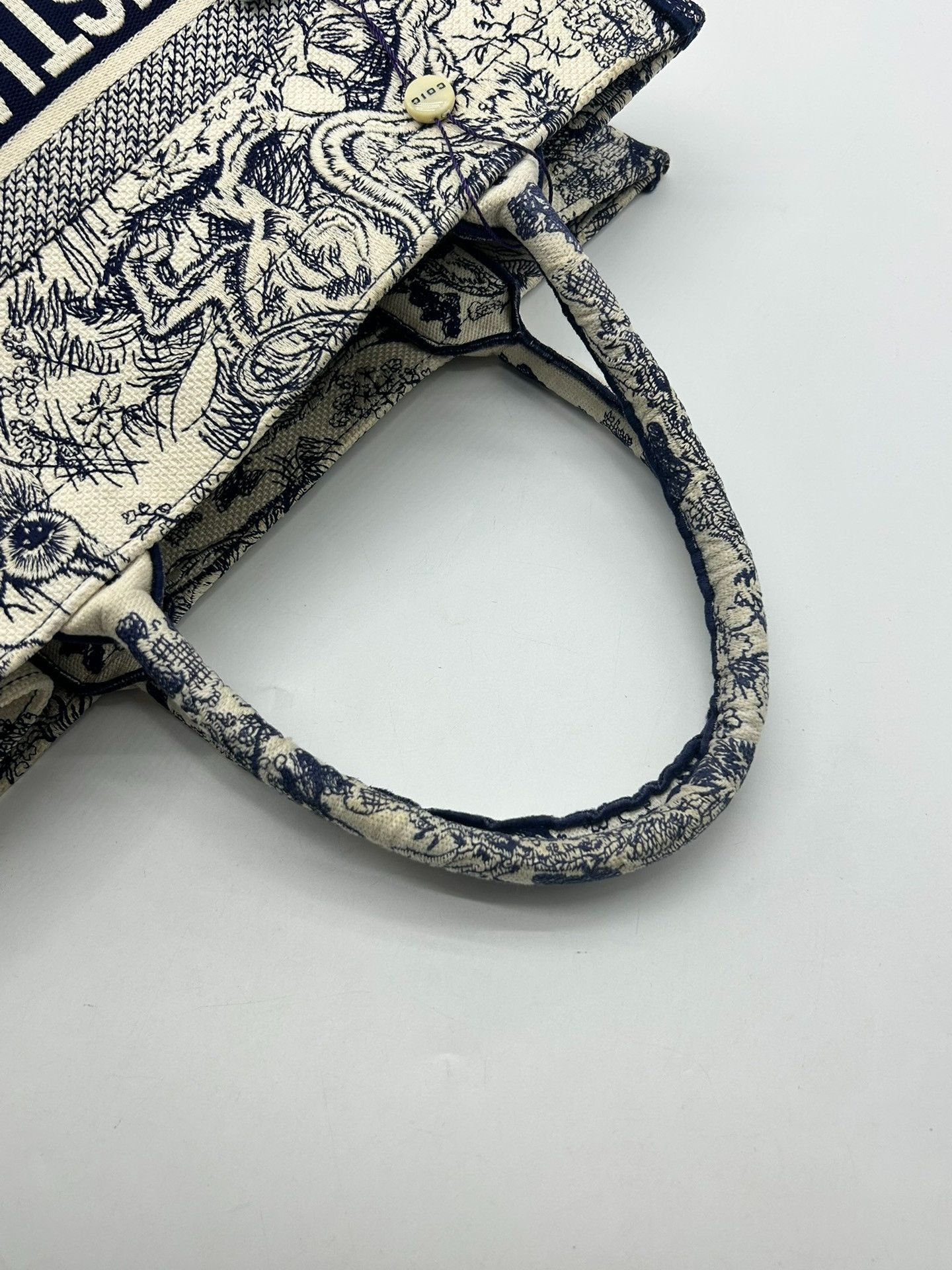 Dior Pre-loved Bag Very good condition Size ONE SIZE - 8 Thumbnail