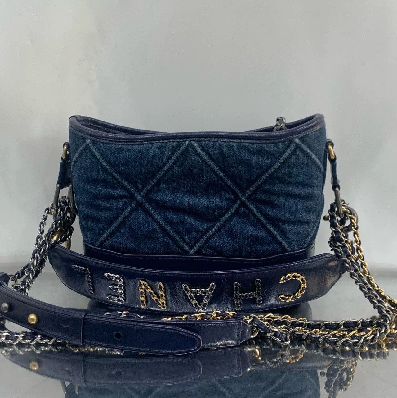 Chanel Pre-loved Bag Very good condition Size ONE SIZE - 6 Thumbnail