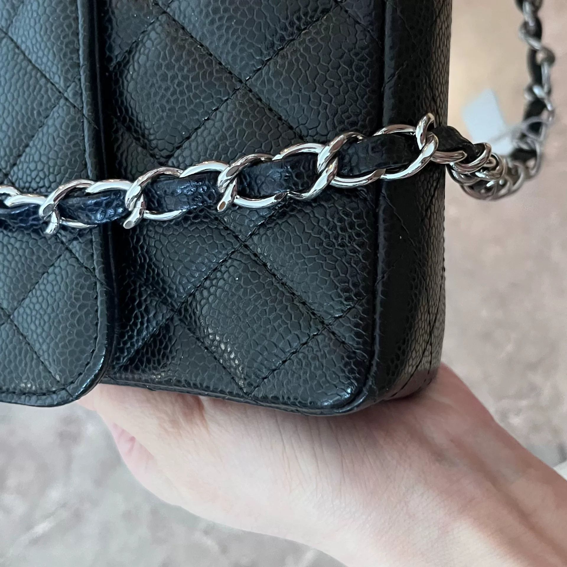 Chanel Pre-loved Bag Very good condition Size ONE SIZE - 8 Thumbnail