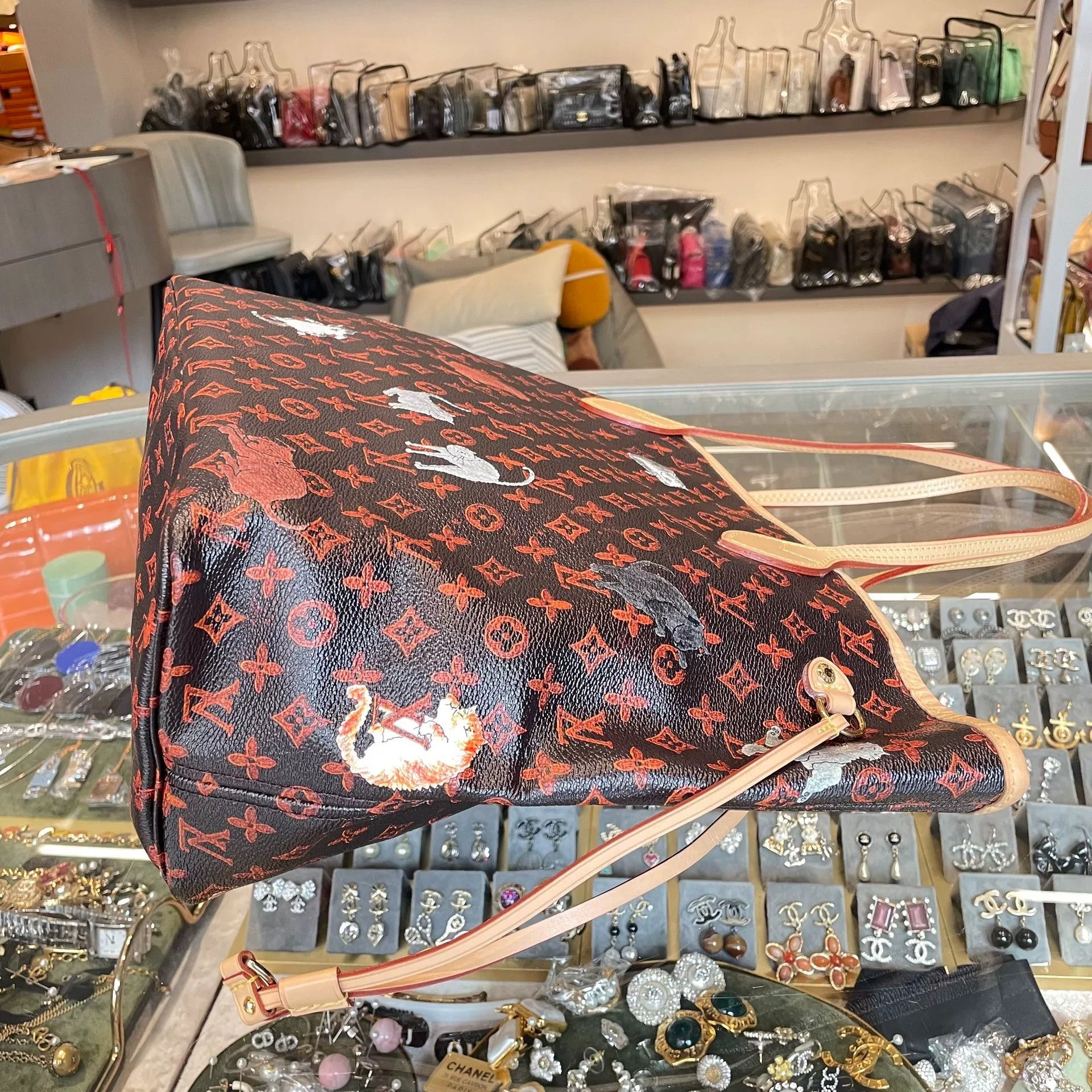 Louis Vuitton Pre-loved Bag Very good condition Size ONE SIZE - 4 Thumbnail