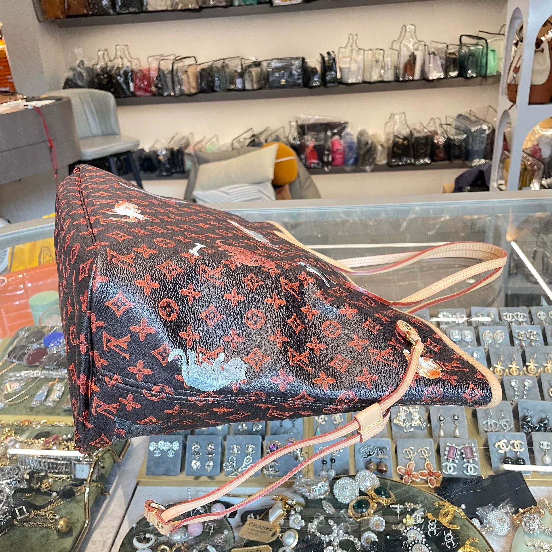 Louis Vuitton Pre-loved Bag Very good condition Size ONE SIZE - 5 Thumbnail