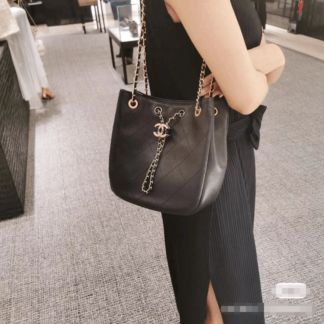 Chanel Pre-loved Bag Very good condition Size ONE SIZE - 9 Thumbnail