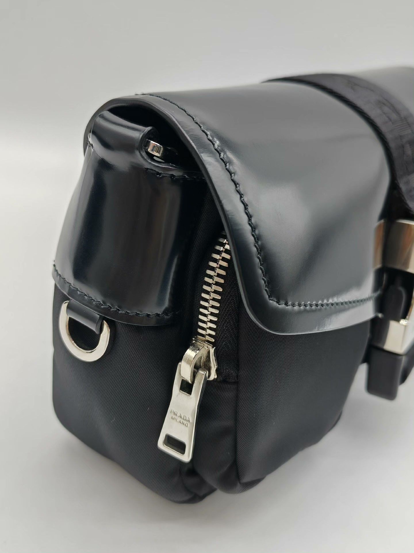 Prada Pre-loved Bag Very good condition Size ONE SIZE - 8 Thumbnail