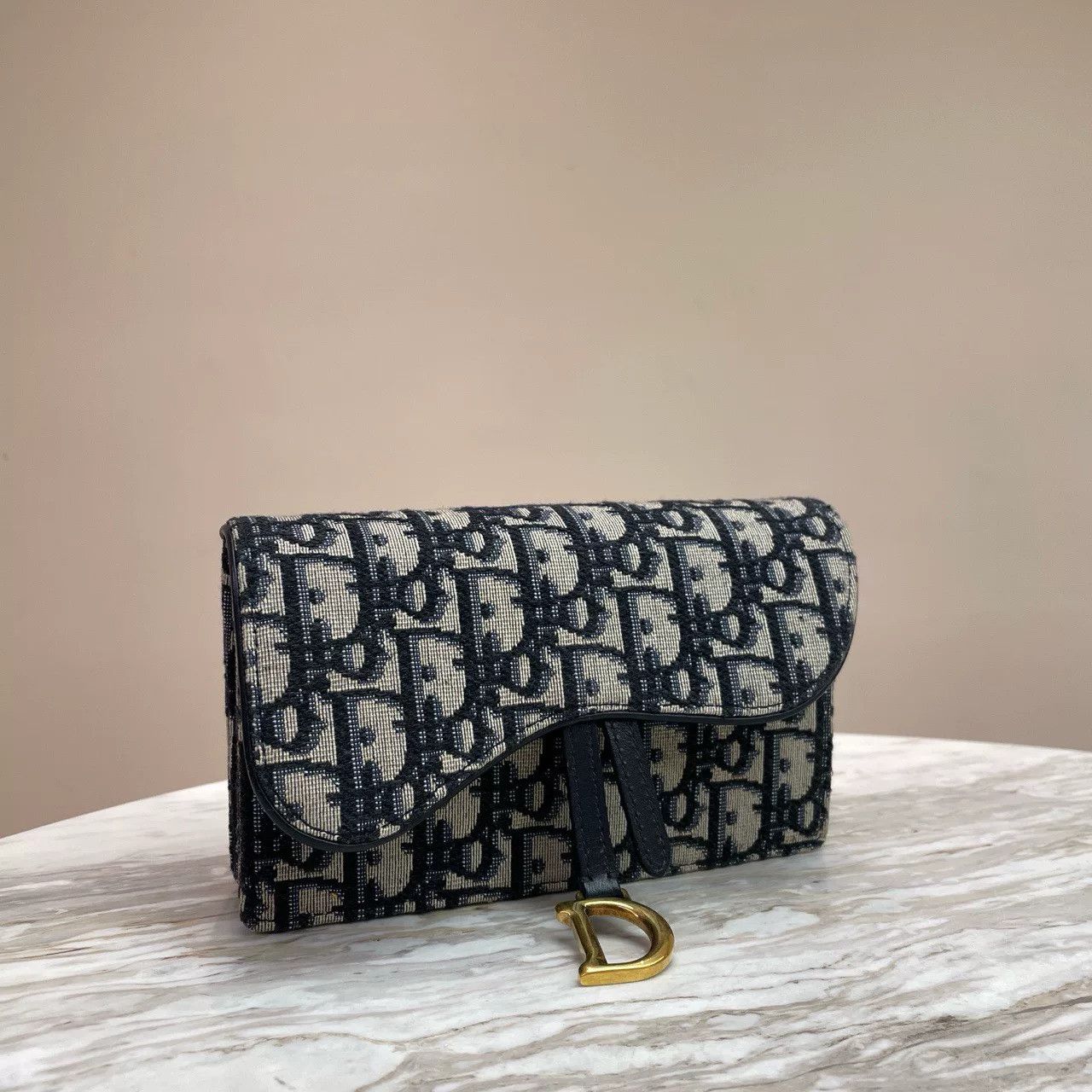 Dior Pre-loved Bag Very good condition Size ONE SIZE - 4 Thumbnail