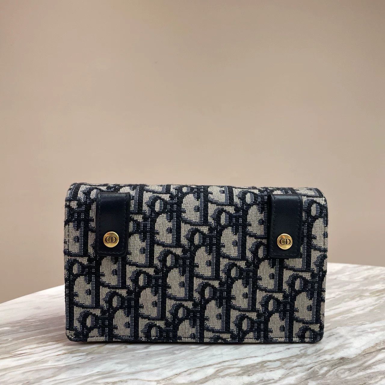 Dior Pre-loved Bag Very good condition Size ONE SIZE - 6 Thumbnail