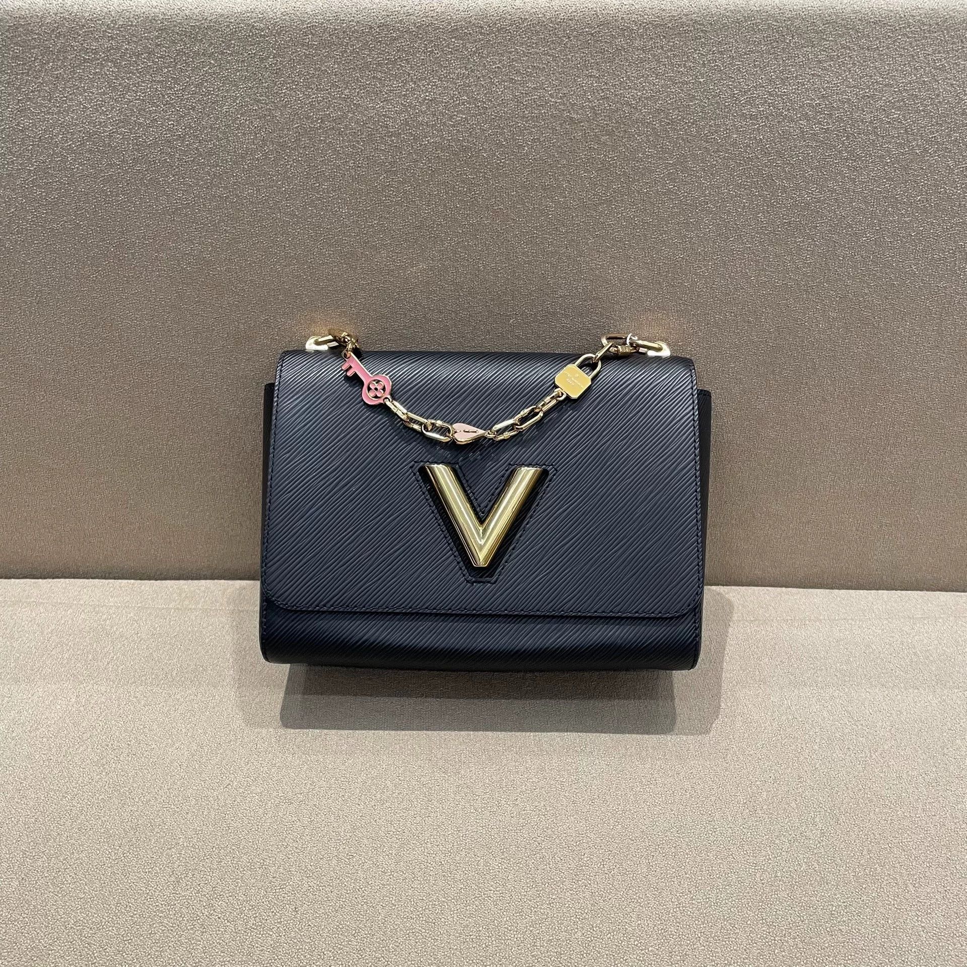Louis Vuitton Pre-loved Bag Very good condition Size ONE SIZE - 2 Thumbnail