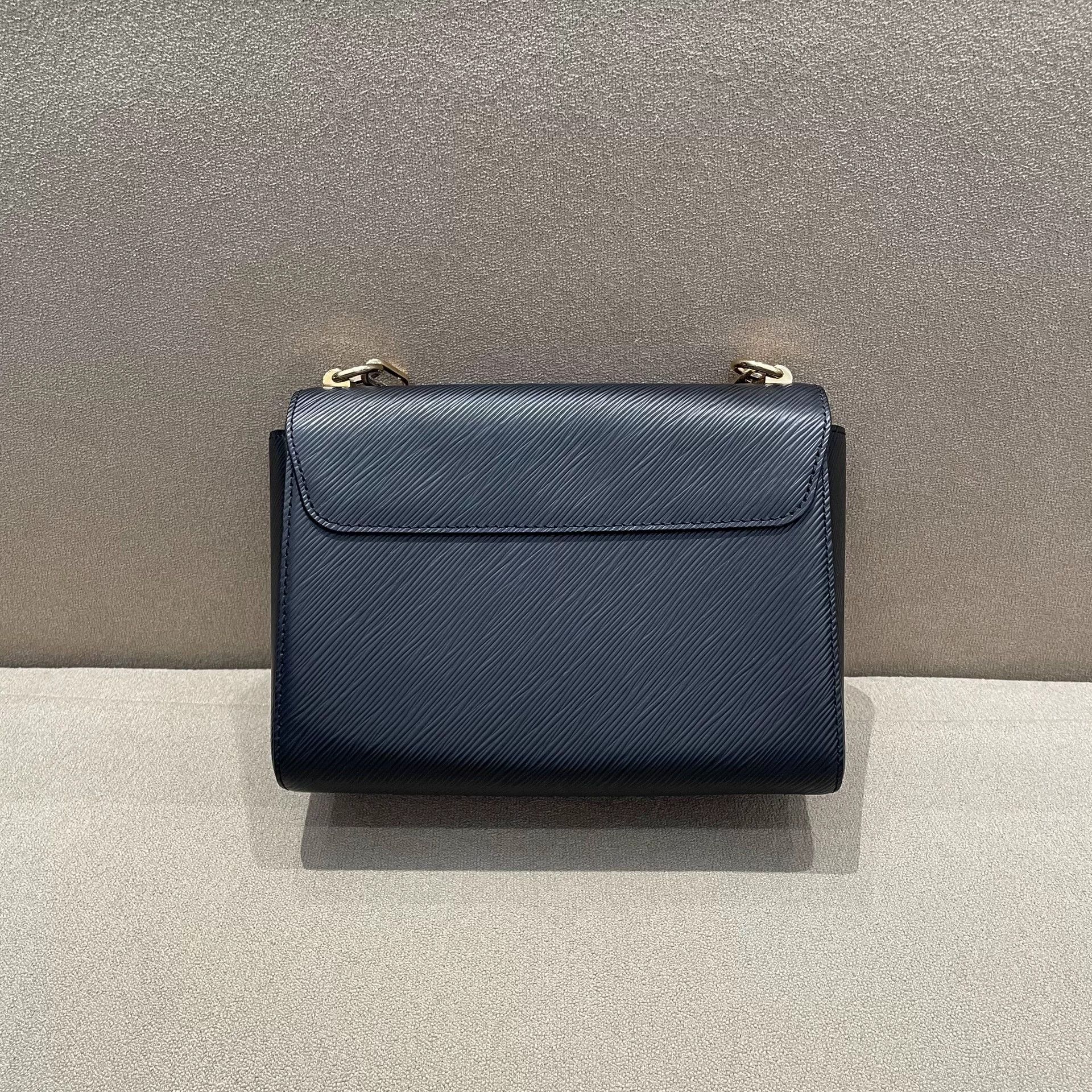 Louis Vuitton Pre-loved Bag Very good condition Size ONE SIZE - 3 Thumbnail