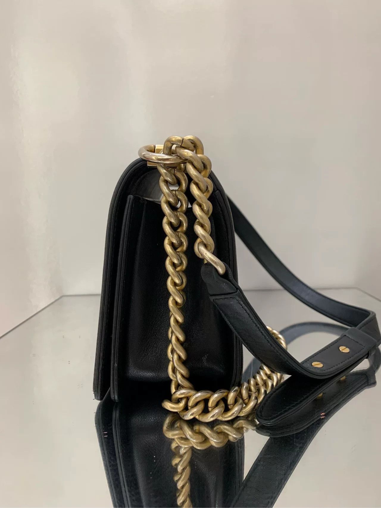 Chanel Pre-loved Bag Very good condition Size ONE SIZE - 4 Thumbnail