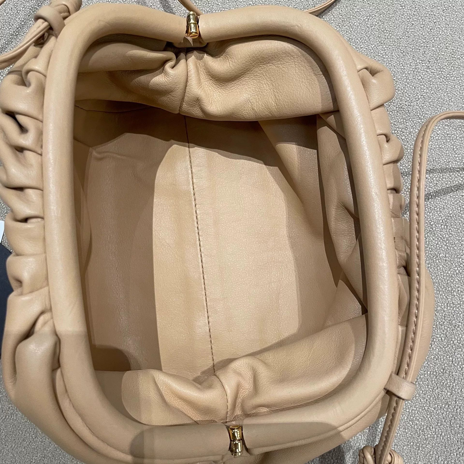 Bottega Veneta Pre-loved Bag Very good condition Size ONE SIZE - 8 Thumbnail