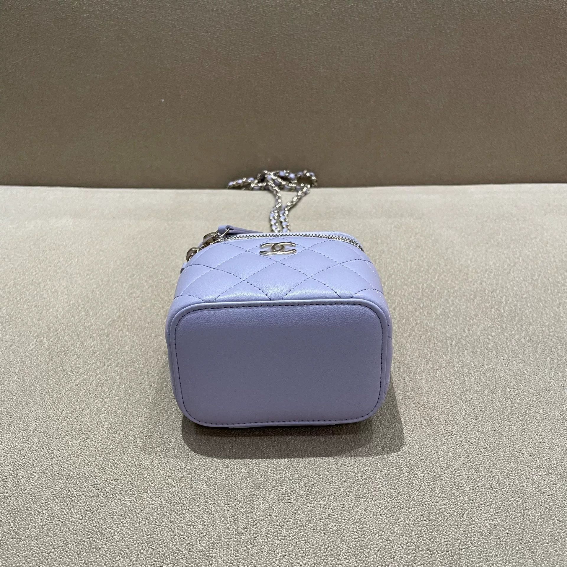 Chanel Pre-loved Bag Very good condition Size ONE SIZE - 6 Thumbnail