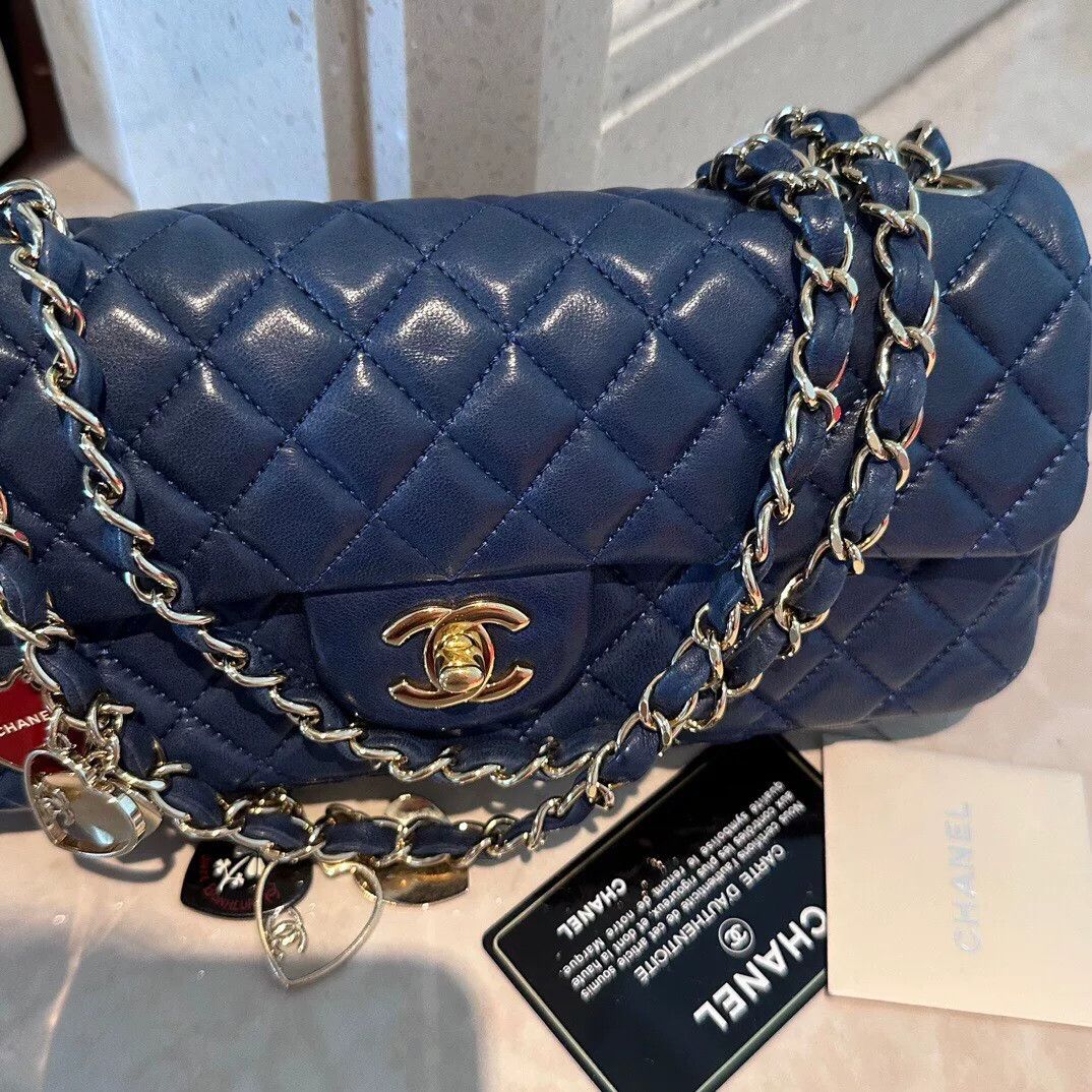 Chanel Pre-loved Bag Very good condition Size ONE SIZE - 2 Thumbnail