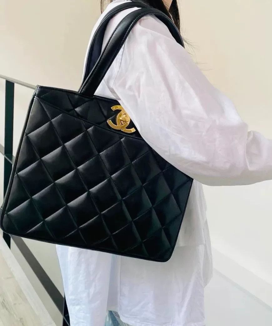 Chanel Pre-loved Bag Very good condition Size ONE SIZE - 8 Thumbnail