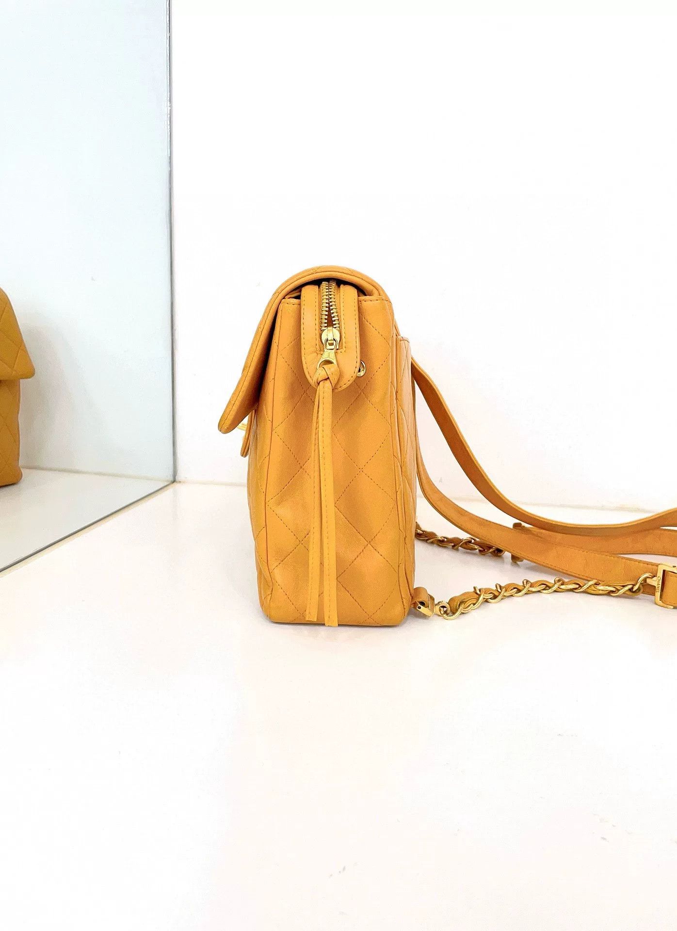 Chanel Pre-loved Bag Very good condition Size ONE SIZE - 3 Thumbnail