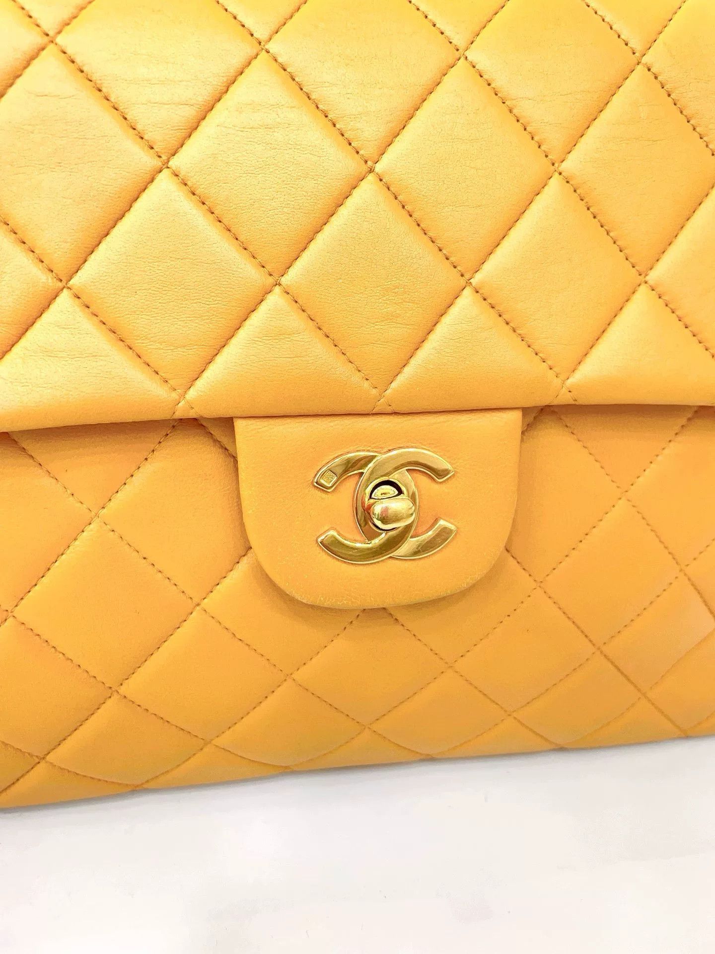 Chanel Pre-loved Bag Very good condition Size ONE SIZE - 6 Thumbnail