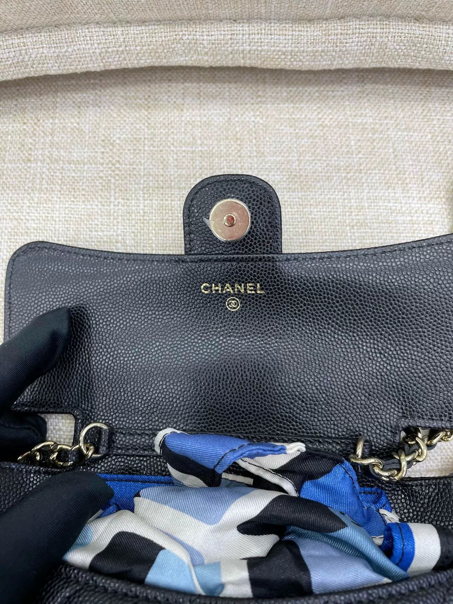 Chanel Pre-loved Bag Very good condition Size ONE SIZE - 6 Thumbnail