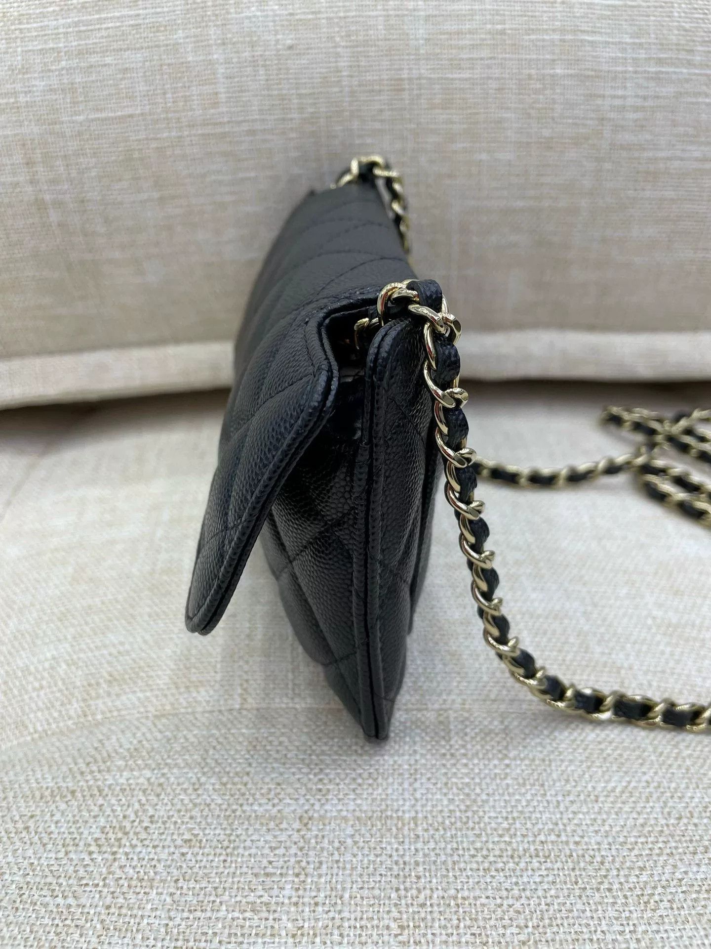 Chanel Pre-loved Bag Very good condition Size ONE SIZE - 5 Thumbnail
