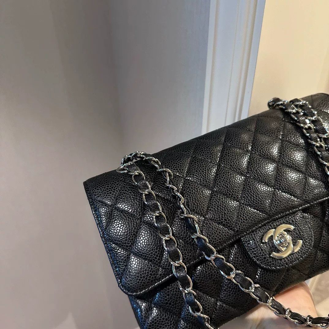Chanel Pre-loved Bag Very good condition Size ONE SIZE - 3 Thumbnail