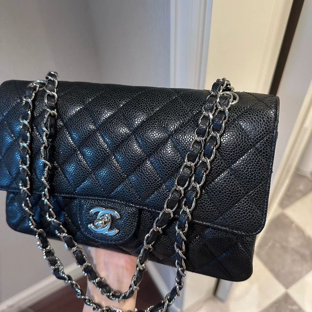 Chanel Pre-loved Bag Very good condition Size ONE SIZE - 2 Thumbnail