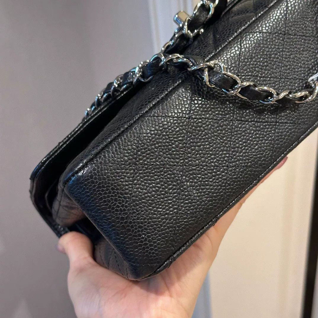Chanel Pre-loved Bag Very good condition Size ONE SIZE - 5 Thumbnail