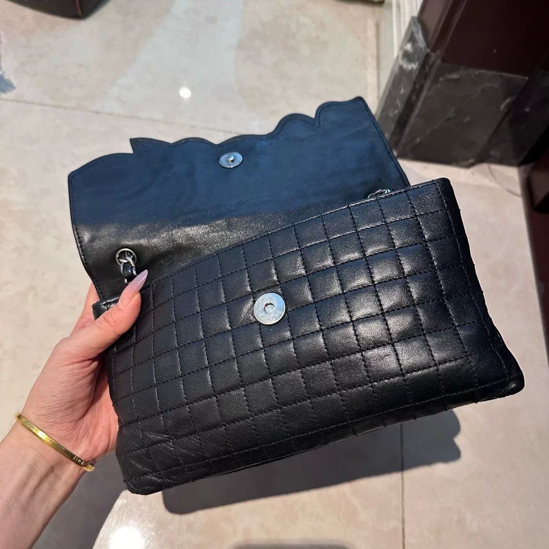 Chanel Pre-loved Bag Very good condition Size ONE SIZE - 9 Thumbnail