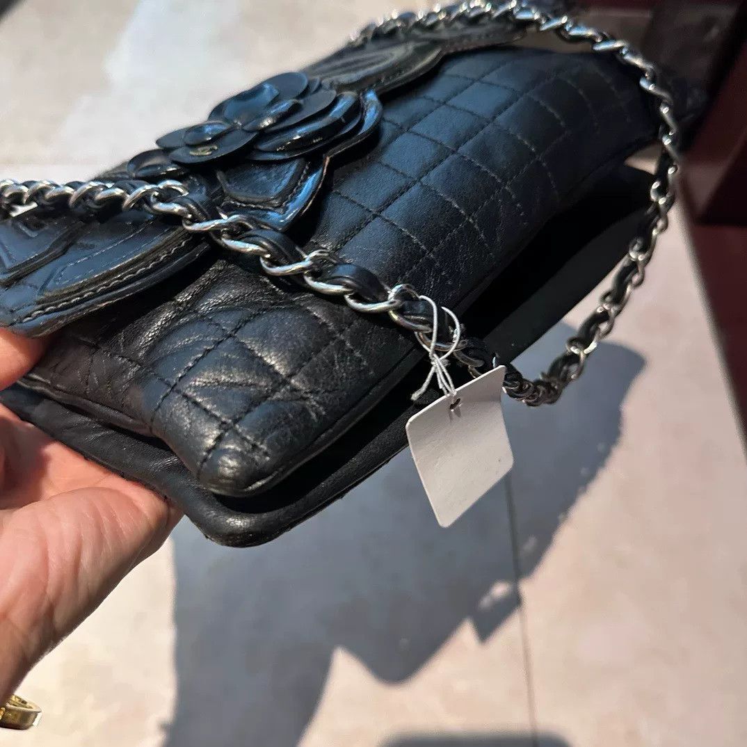 Chanel Pre-loved Bag Very good condition Size ONE SIZE - 5 Thumbnail