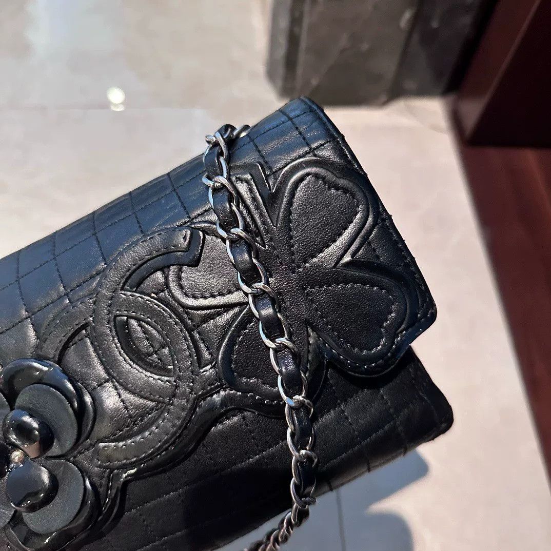 Chanel Pre-loved Bag Very good condition Size ONE SIZE - 4 Thumbnail