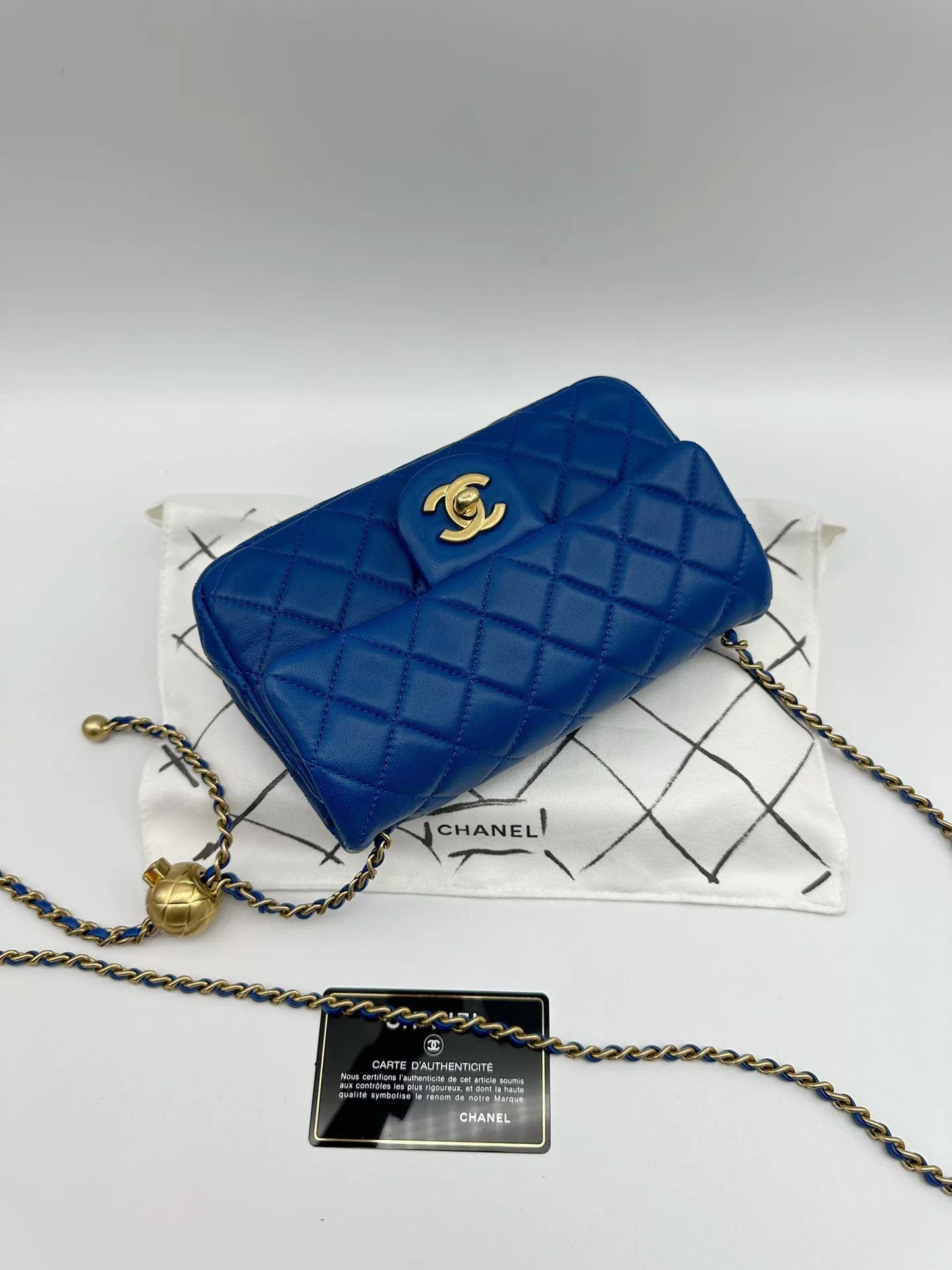 Chanel Pre-loved Bag Very good condition Size ONE SIZE - 5 Thumbnail