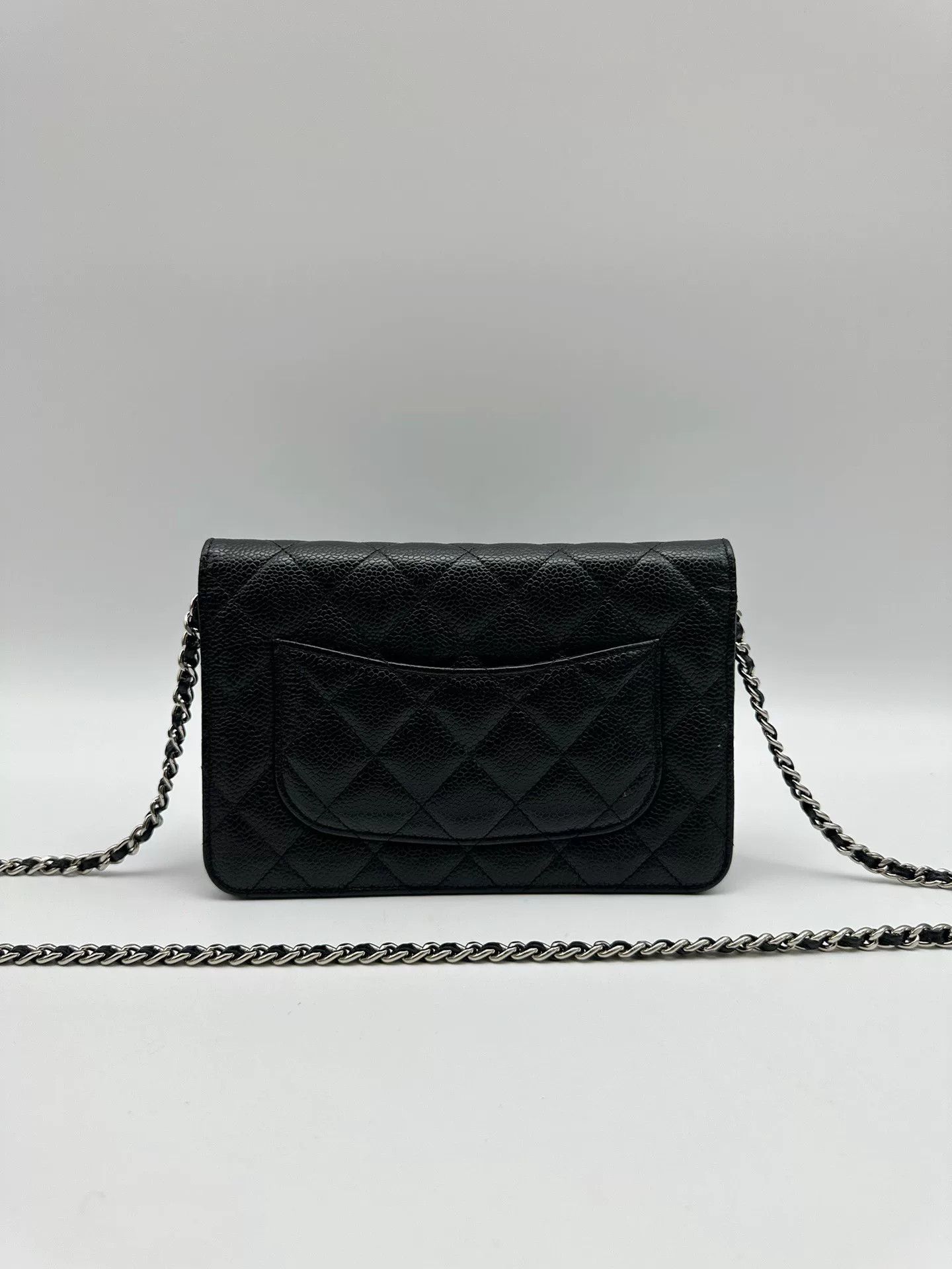 Chanel Pre-loved Bag Very good condition Size ONE SIZE - 2 Thumbnail