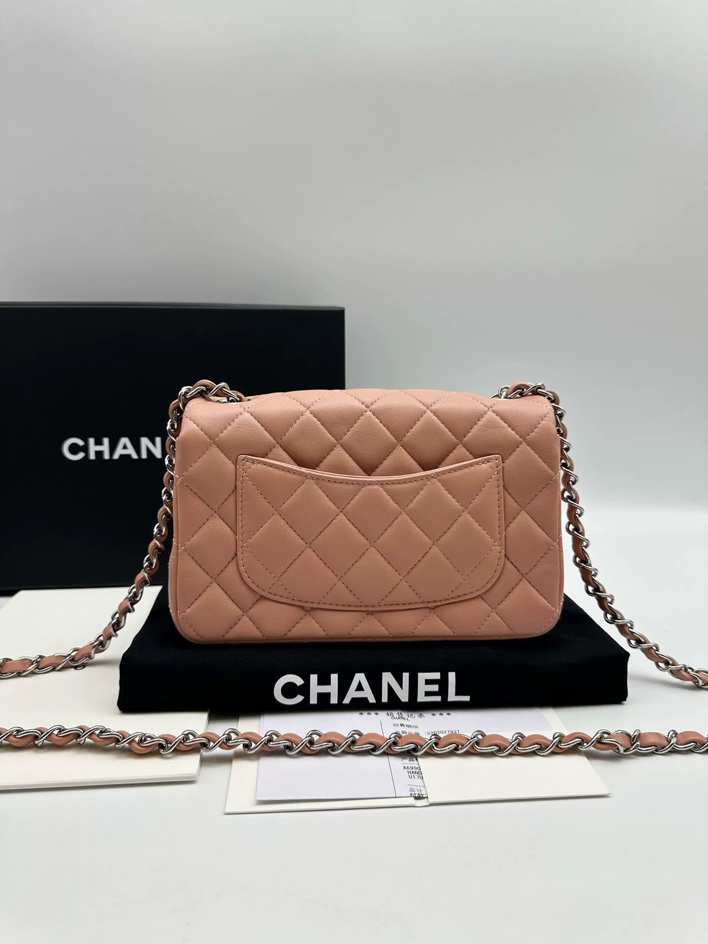 Chanel Pre-loved Bag Very good condition Size ONE SIZE - 2 Thumbnail