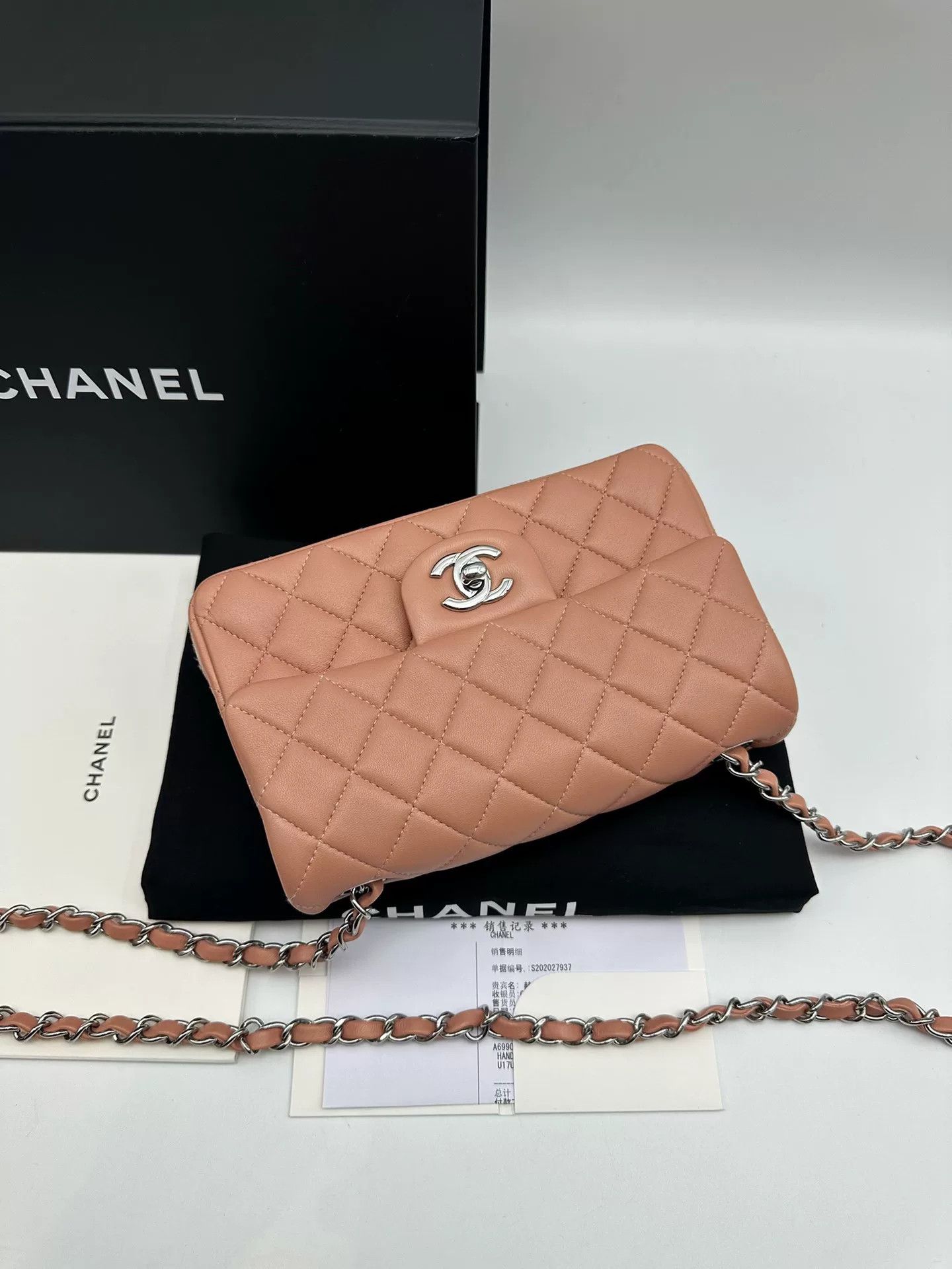 Chanel Pre-loved Bag Very good condition Size ONE SIZE - 5 Thumbnail