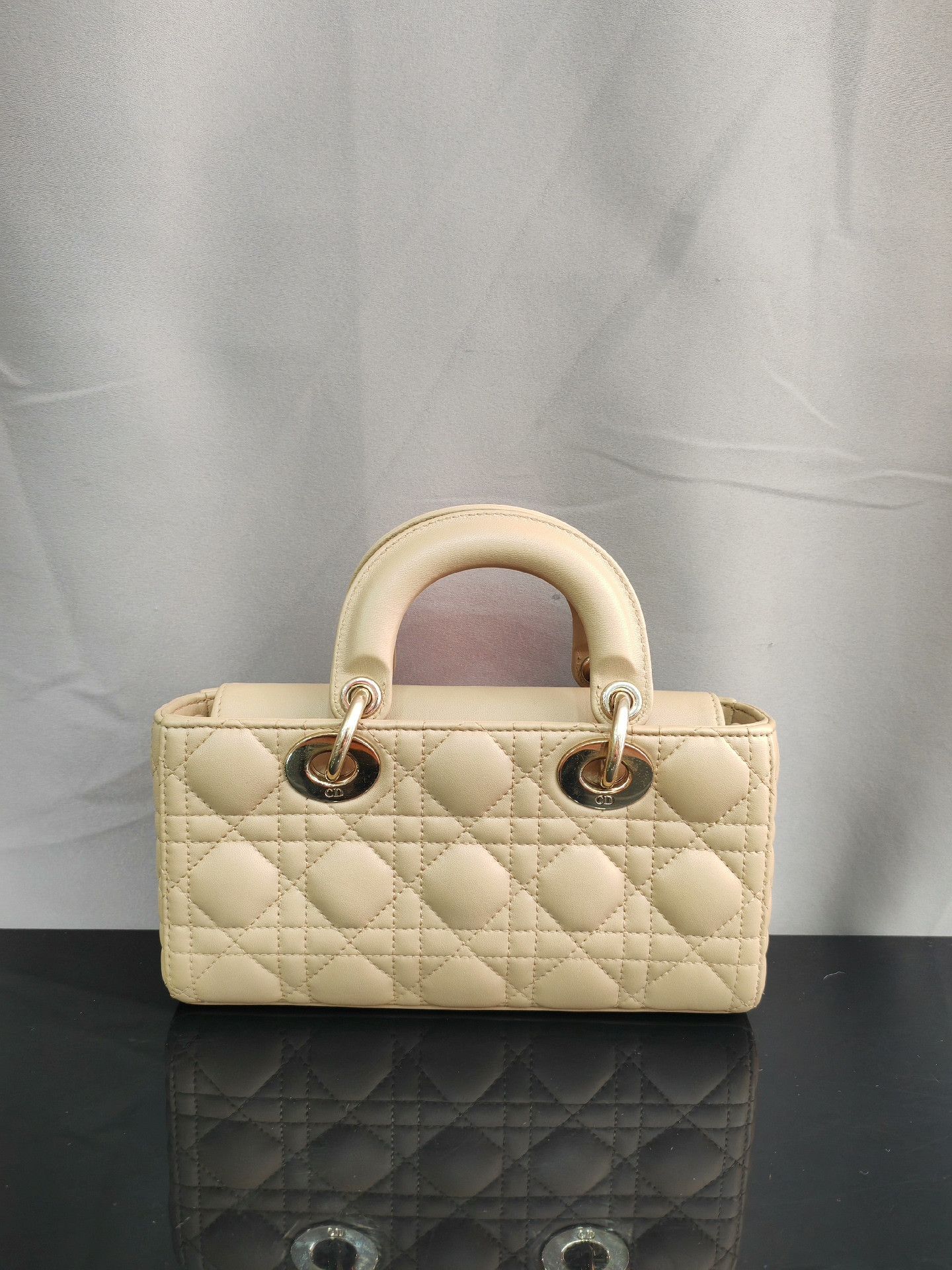 Dior Pre-loved Bag Very good condition Size ONE SIZE - 2 Thumbnail