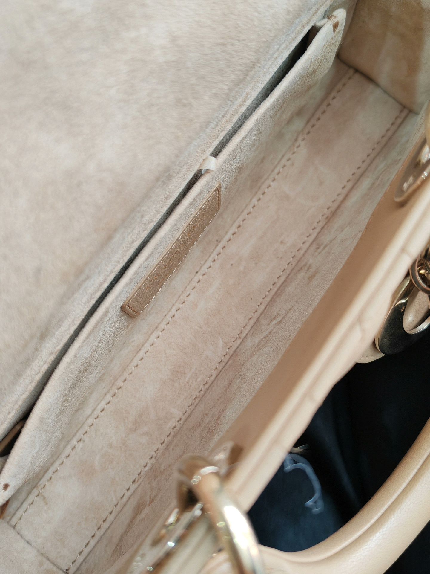 Dior Pre-loved Bag Very good condition Size ONE SIZE - 8 Thumbnail