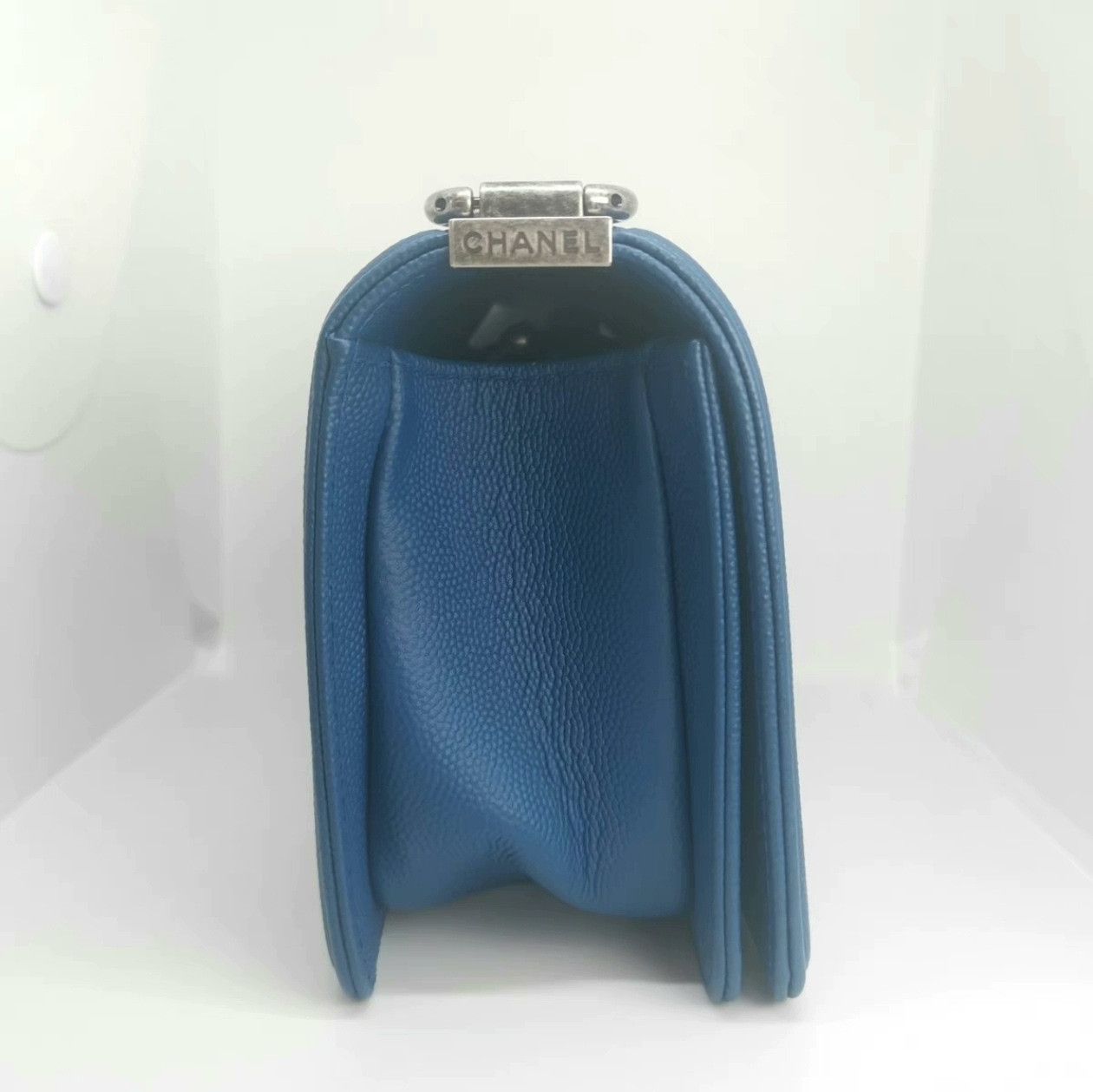 Chanel Pre-loved Bag Very good condition Size ONE SIZE - 4 Thumbnail