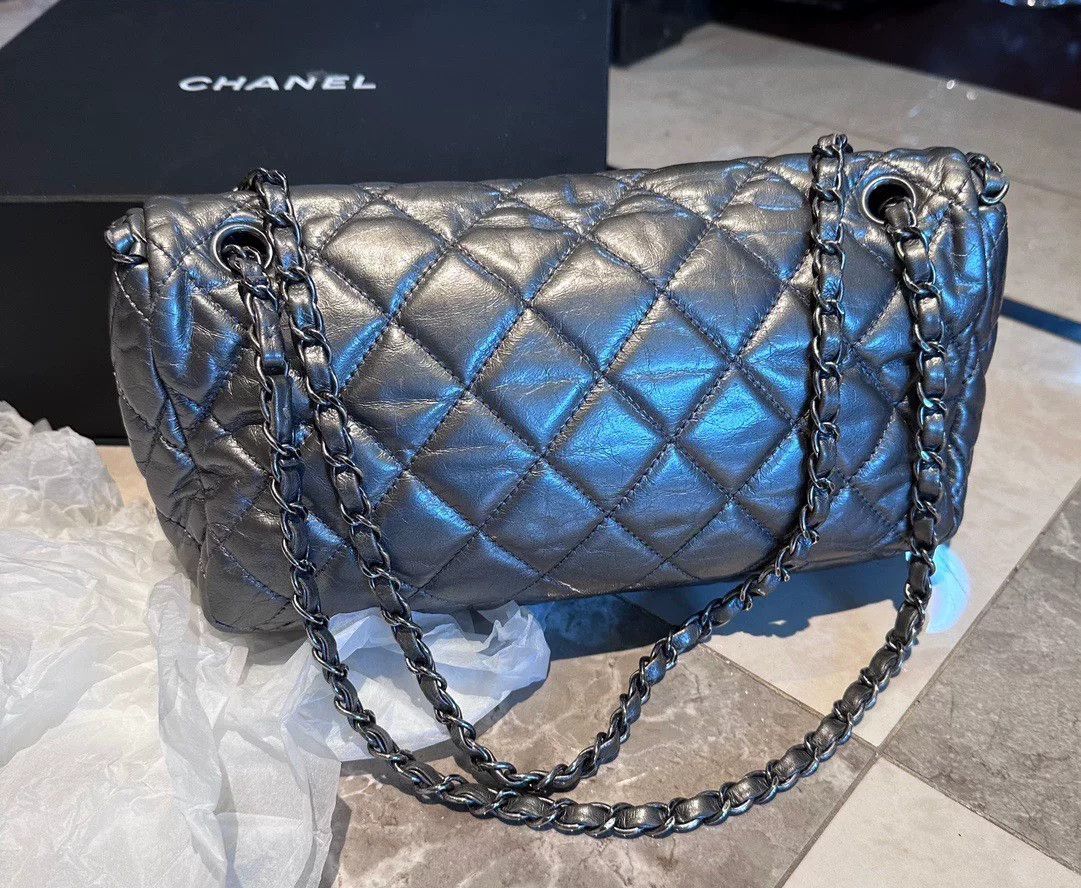Chanel Pre-loved Bag Very good condition Size ONE SIZE - 2 Thumbnail
