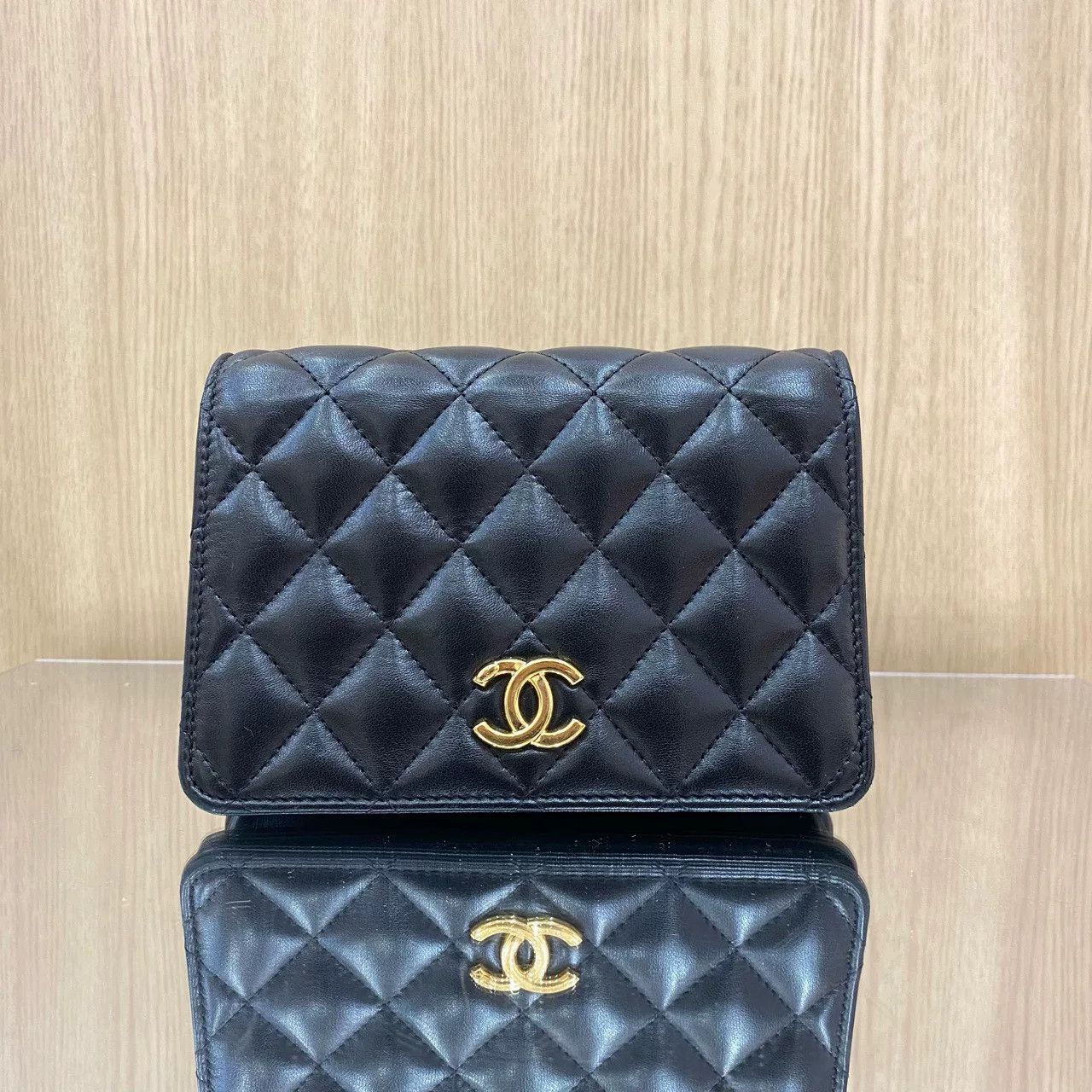 Chanel Pre-loved Bag Very good condition Size ONE SIZE - 2 Thumbnail