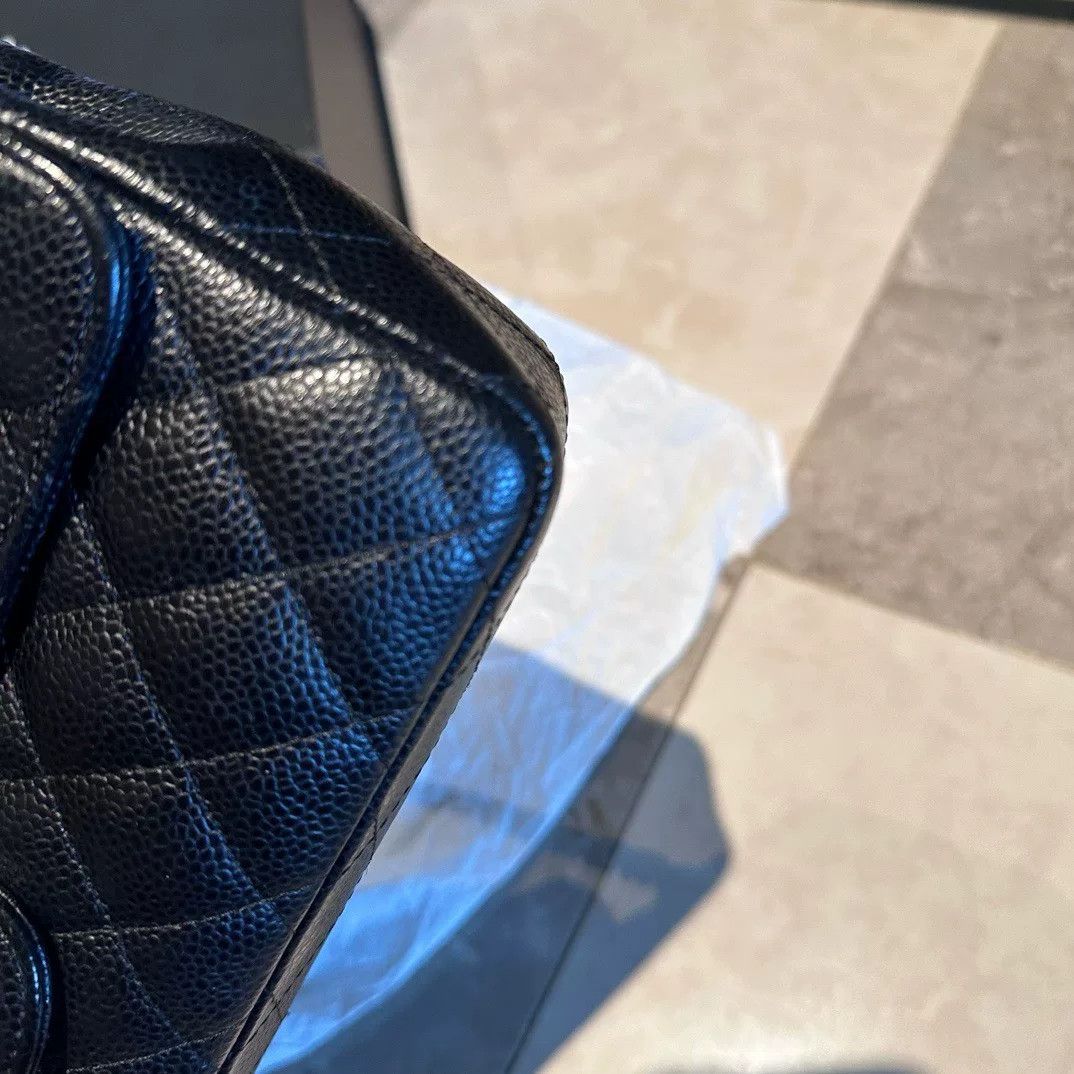 Chanel Pre-loved Bag Very good condition Size ONE SIZE - 4 Thumbnail