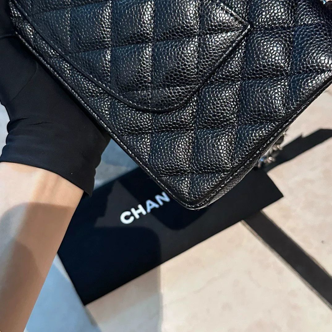 Chanel Pre-loved Bag Very good condition Size ONE SIZE - 9 Thumbnail