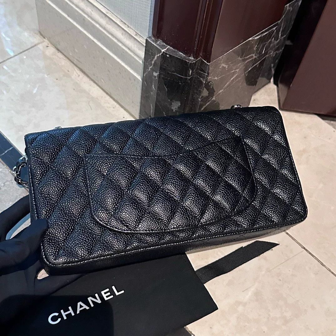 Chanel Pre-loved Bag Very good condition Size ONE SIZE - 6 Thumbnail