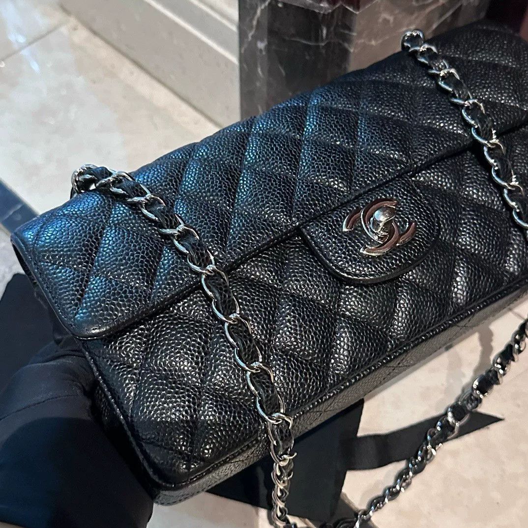 Chanel Pre-loved Bag Very good condition Size ONE SIZE - 3 Thumbnail