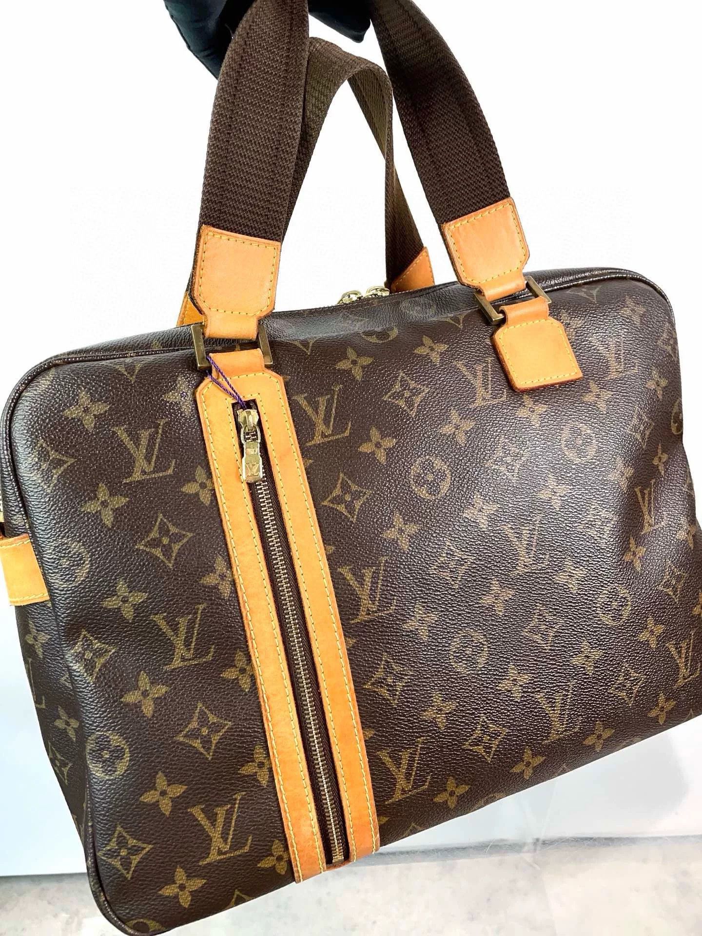 Louis Vuitton Pre-loved Bag Very good condition Size ONE SIZE - 7 Thumbnail