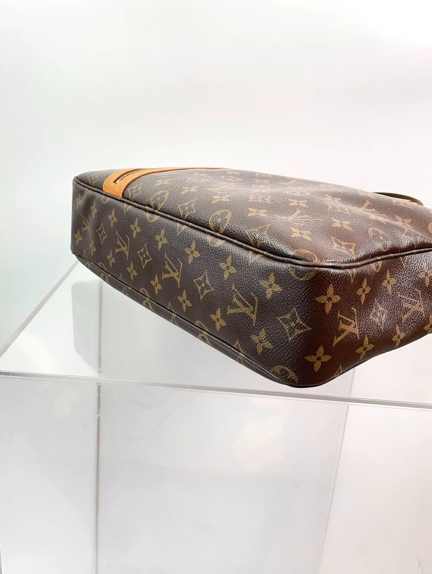 Louis Vuitton Pre-loved Bag Very good condition Size ONE SIZE - 5 Thumbnail