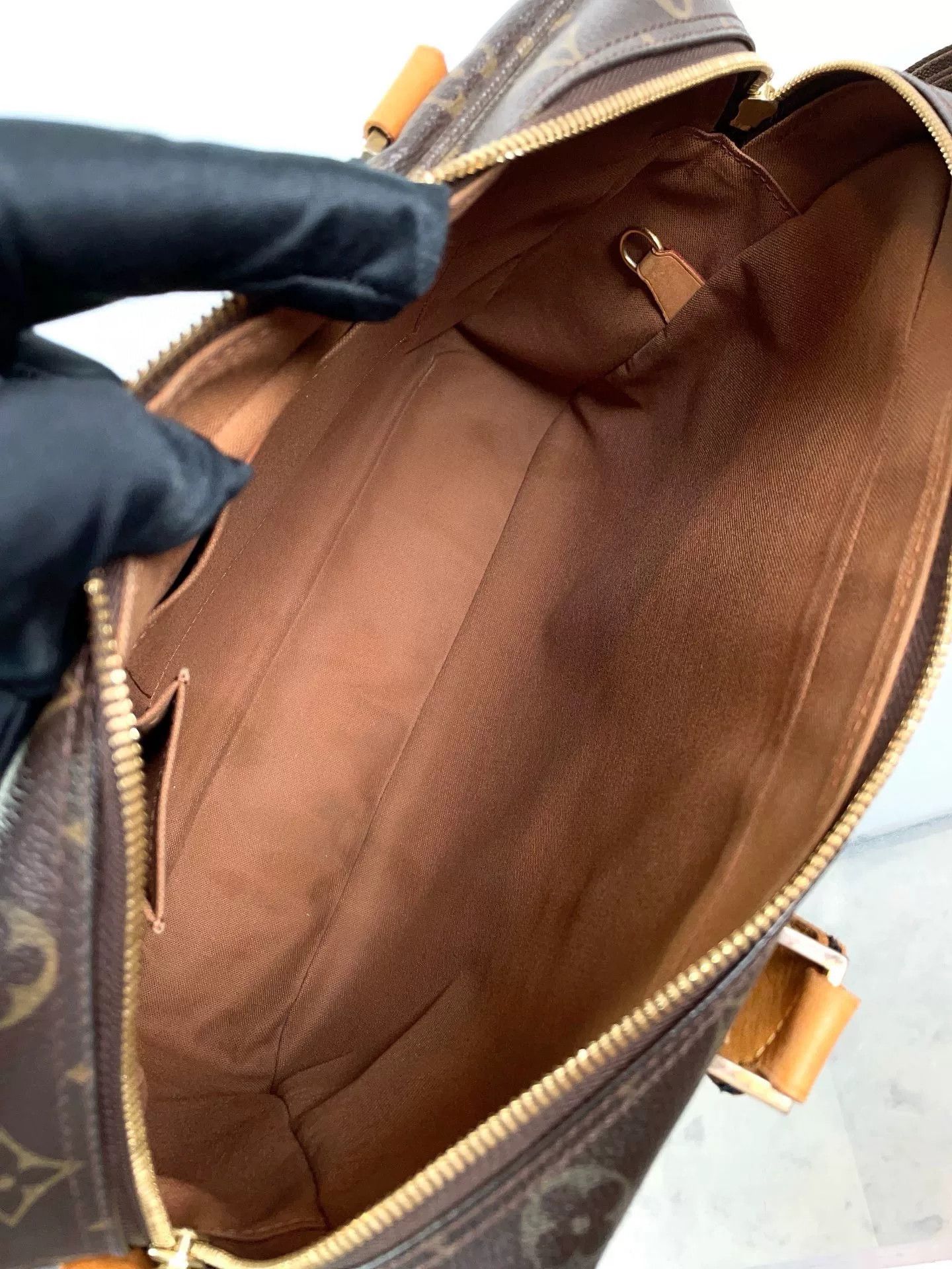 Louis Vuitton Pre-loved Bag Very good condition Size ONE SIZE - 9 Thumbnail