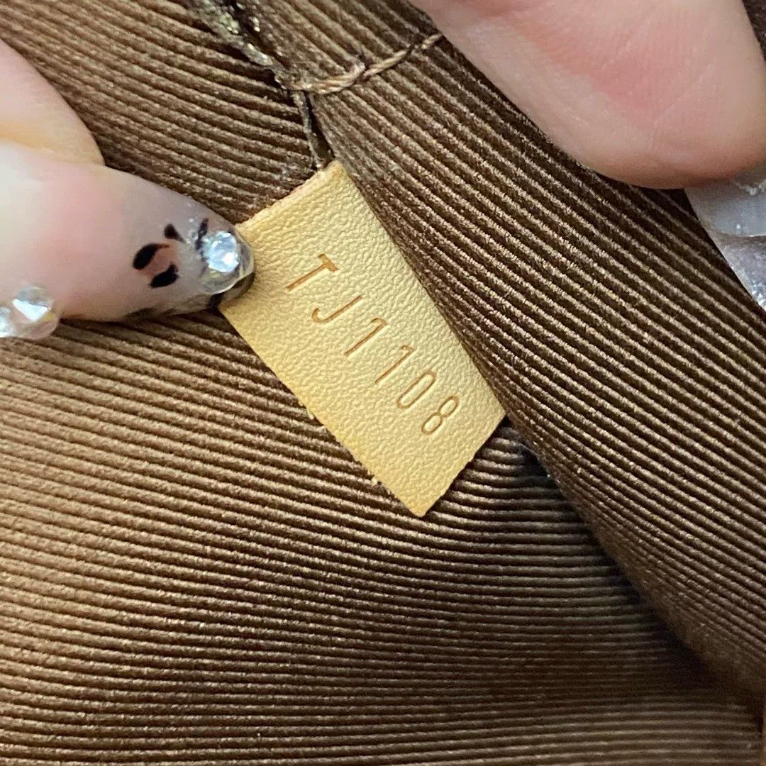 Louis Vuitton Pre-loved Bag Very good condition Size ONE SIZE - 5 Thumbnail