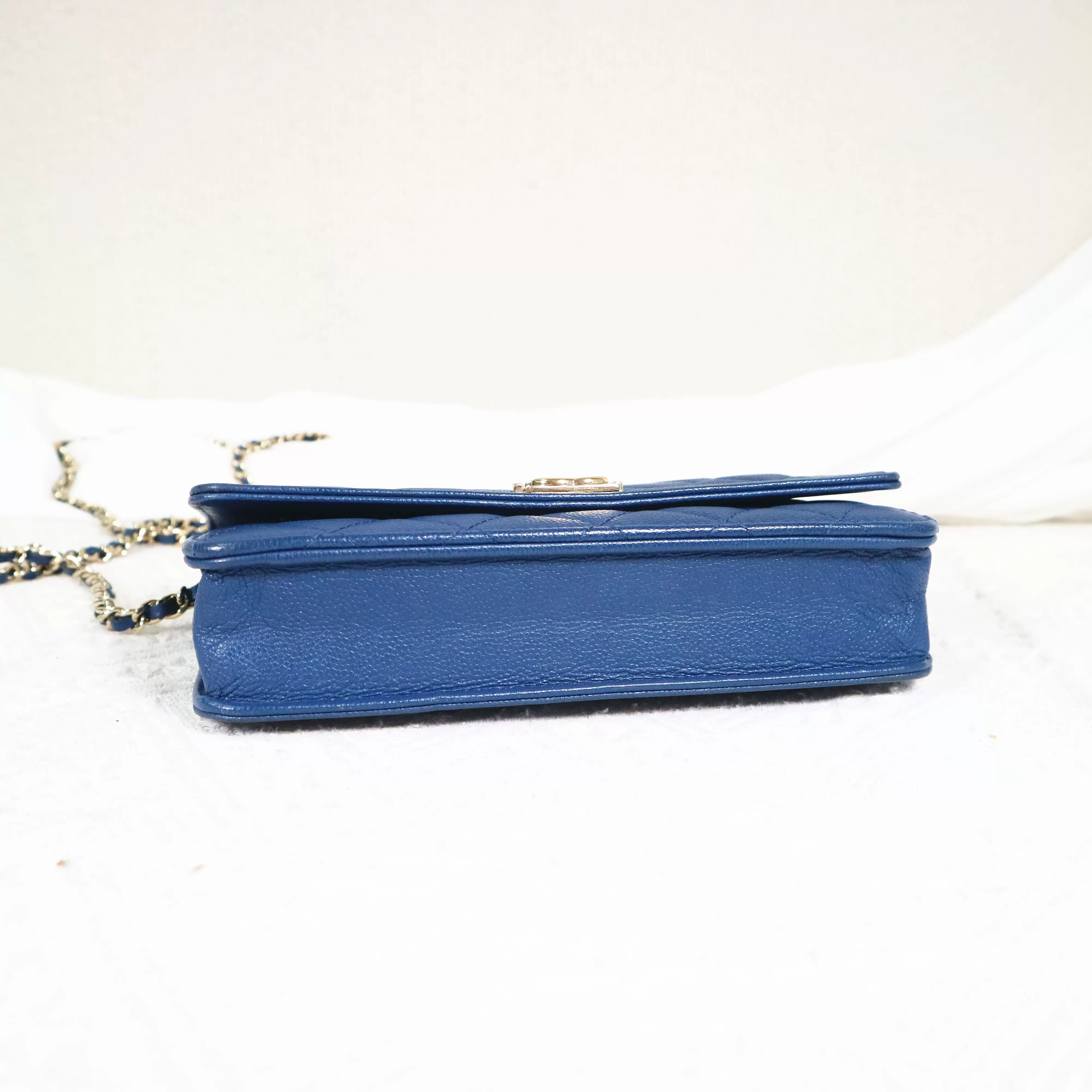 Chanel Pre-loved Bag Very good condition Size ONE SIZE - 6 Thumbnail