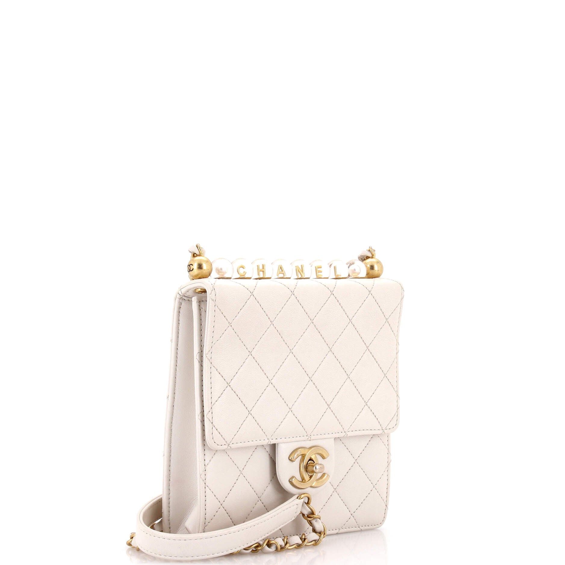 Chanel Chic Pearls Flap Bag Size ONE SIZE - 2 Thumbnail