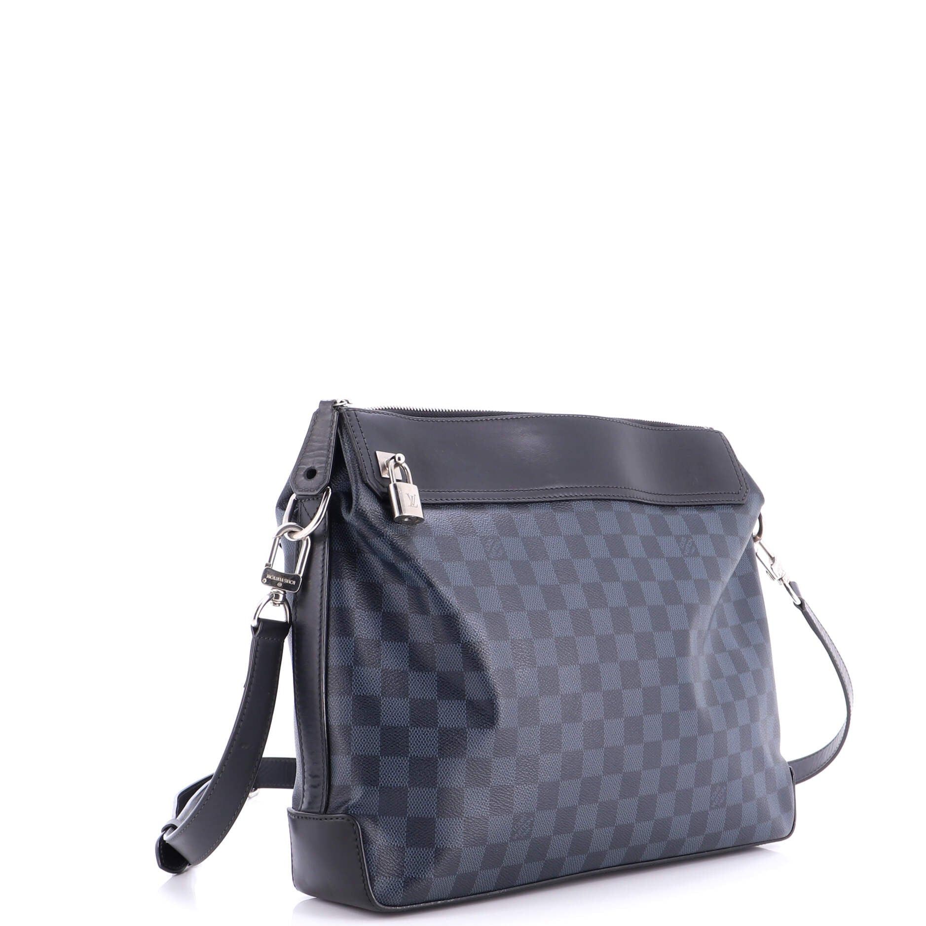 Louis Vuitton Greenwich Messenger Bag Size ONE SIZE - 2 Thumbnail