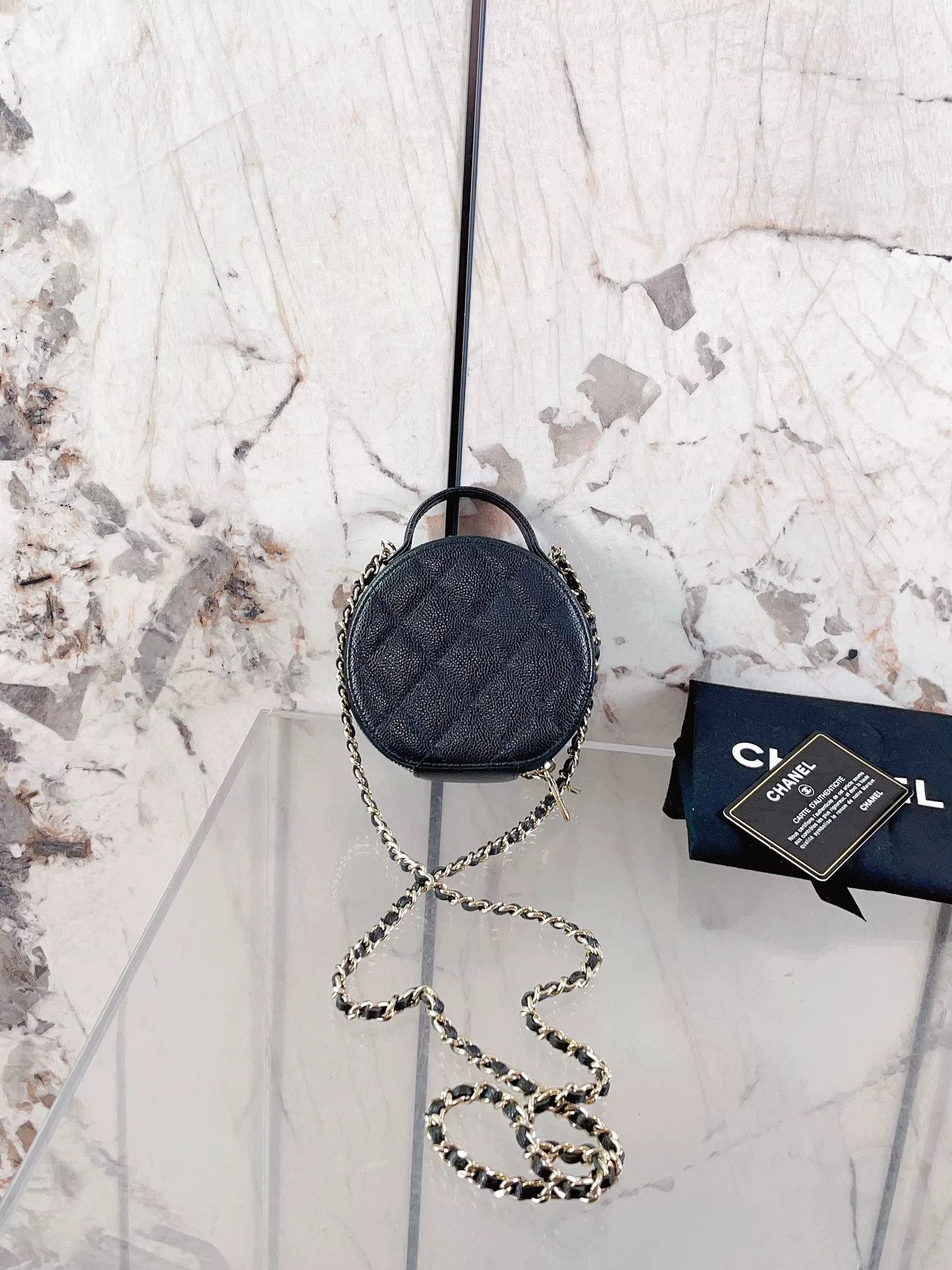 Chanel Pre-loved Bag Very good condition Size ONE SIZE - 2 Thumbnail