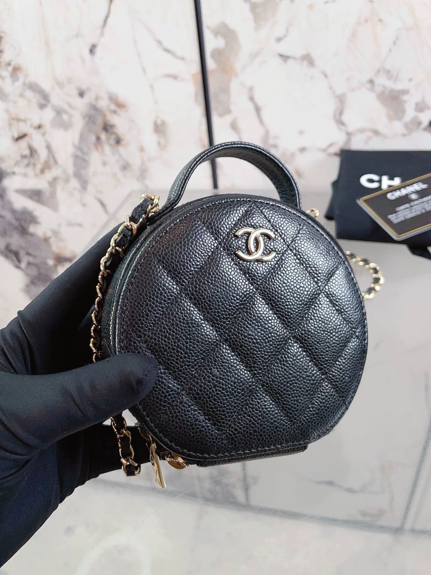 Chanel Pre-loved Bag Very good condition Size ONE SIZE - 7 Thumbnail