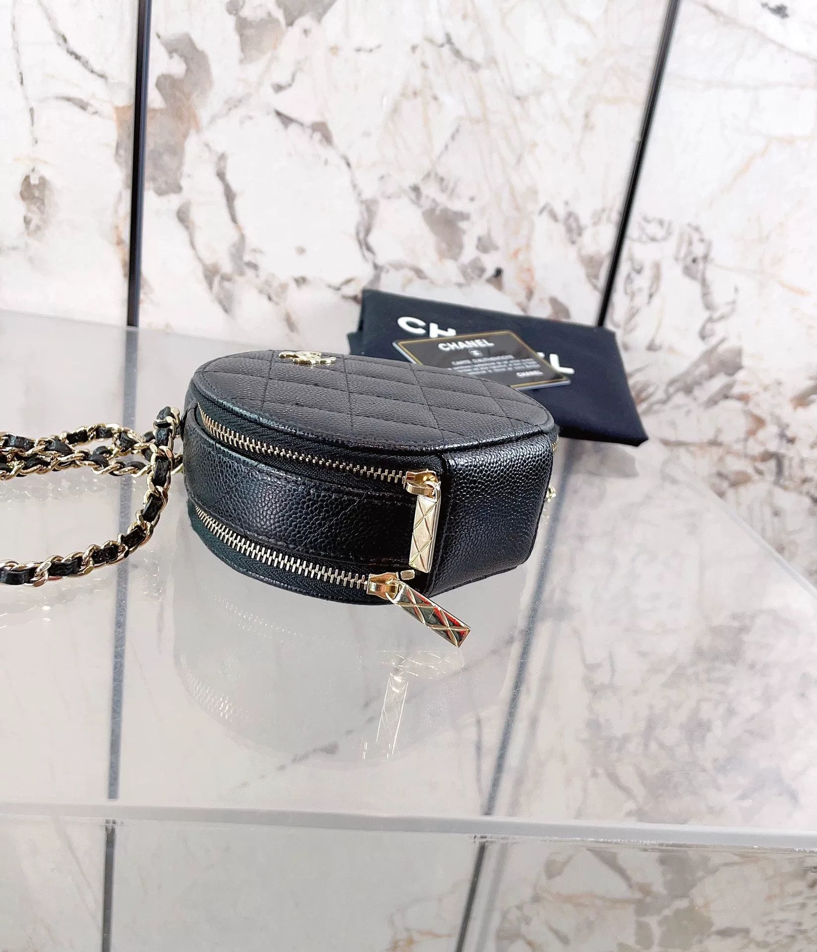 Chanel Pre-loved Bag Very good condition Size ONE SIZE - 6 Thumbnail