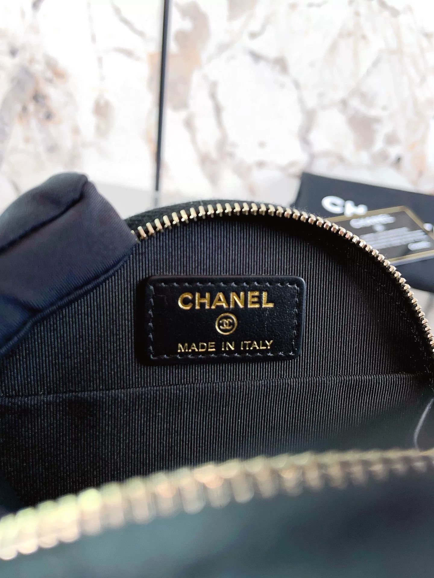 Chanel Pre-loved Bag Very good condition Size ONE SIZE - 8 Thumbnail